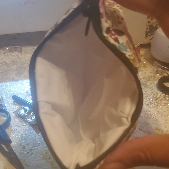 Floral Cosmetic Bag with Purple Accents - Picture 2 of 4